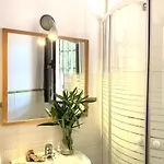 Casa Andaque,aire Acondicionado,parking,patio *