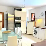 Casa Andaque,aire Acondicionado,parking,patio 別荘