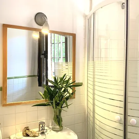 Casa Andaque,aire Acondicionado,parking,patio *