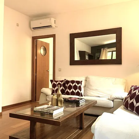 Casa Andaque,aire Acondicionado,parking,patio 別荘